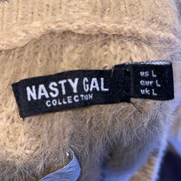 Nasty gal short and sweater set - Picture 3 of 3